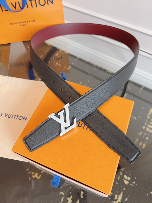 ルイヴィトンベルト細部ディテール